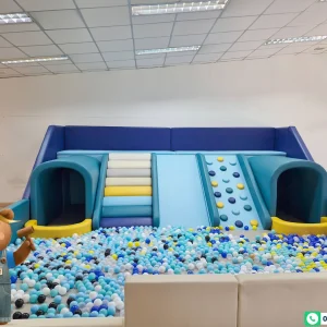 ชุด Soft Play โทนฟ้าเหลืองสไตล์ Modern Playroom สำหรับเด็กเล็ก